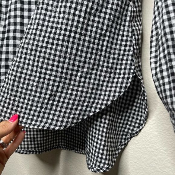 Passport Black Plaid Top Medium - Picture 4 of 7